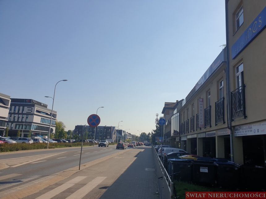 ZWYCIĘSKA - LOKAL 151 M2 miniaturka 2