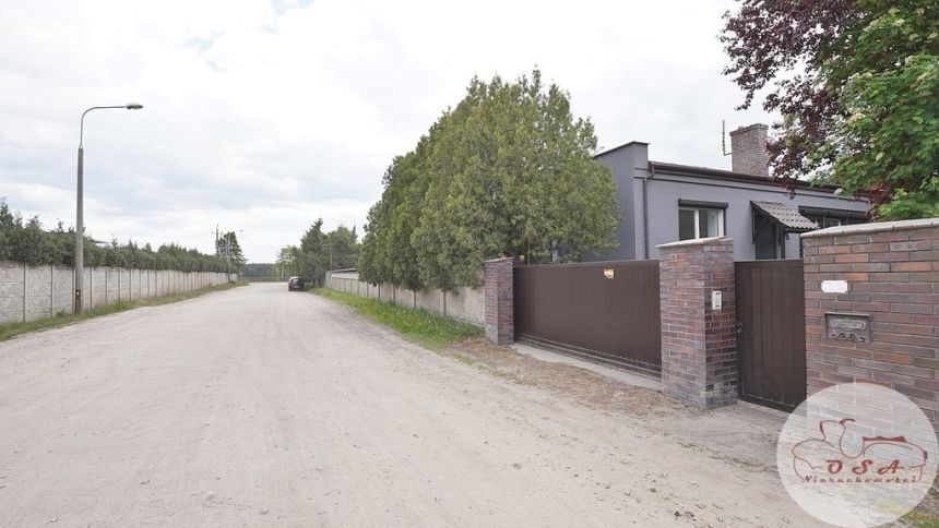 Mieszkanie 77 m2 + biura 63 m2 + magazyn 110 m2 miniaturka 15