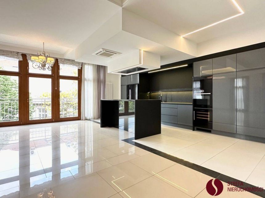 Piękny apartament na Starym Mieście - zdjęcie 1