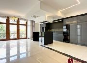 Piękny apartament na Starym Mieście miniaturka 1