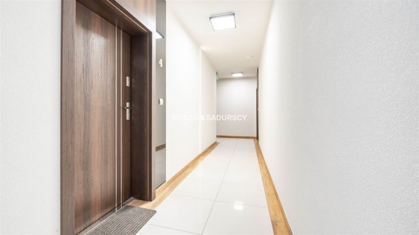 Gotowy do wejścia apartament 40m2 z parkingiem! miniaturka 7