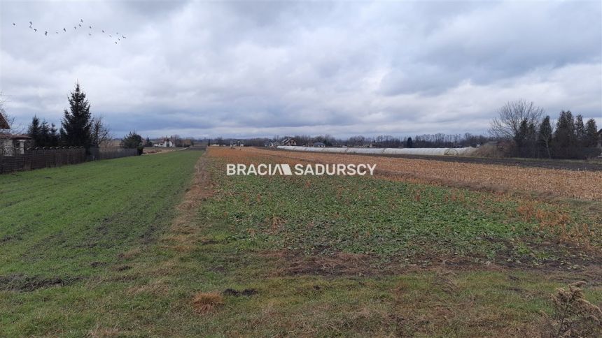 Działka budowlana-inwestycyjna miniaturka 2