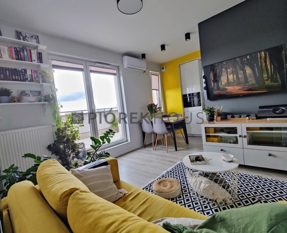 3-pokojowe mieszkanie na Bemowie - zdjęcie 1