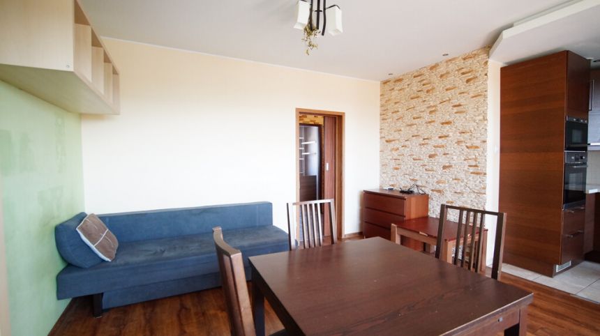 Sprzedaż mieszk-3 pok. 60m2. po remoncie, nowy ZWM miniaturka 2