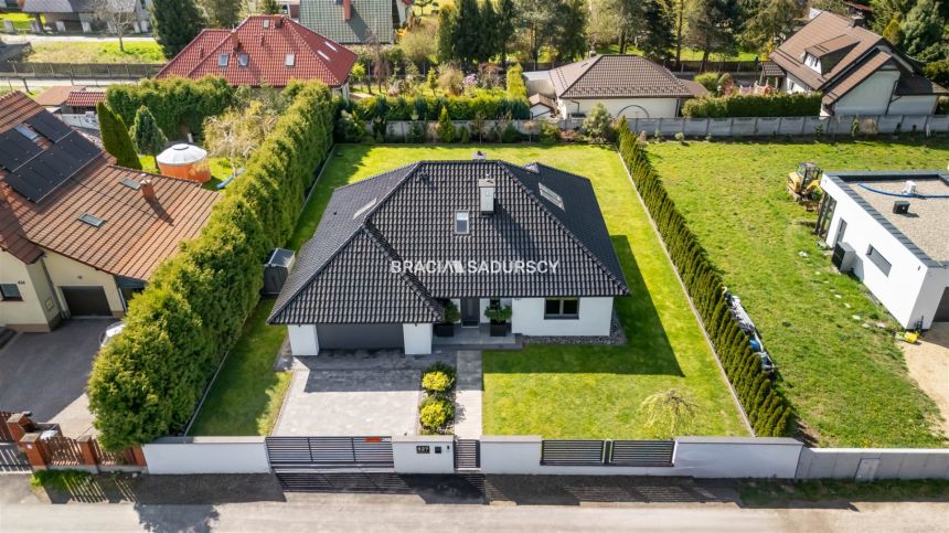 Dom w wysokim standardzie do zamieszkania-Kokotów miniaturka 2