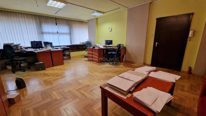 Atrakcyjny lokal Biurowo-Usługowy 160m² miniaturka 4