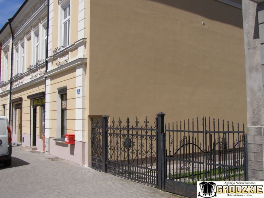 Do sprzedaży kamienica w centrum miasta Przemyśl miniaturka 3