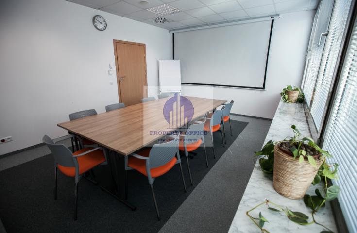 Wola: sala konferencyjna do 8 osób miniaturka 2