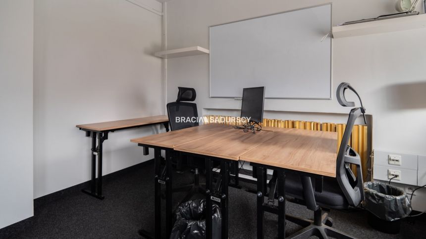 Budynek biurowy, 400m2 miniaturka 11