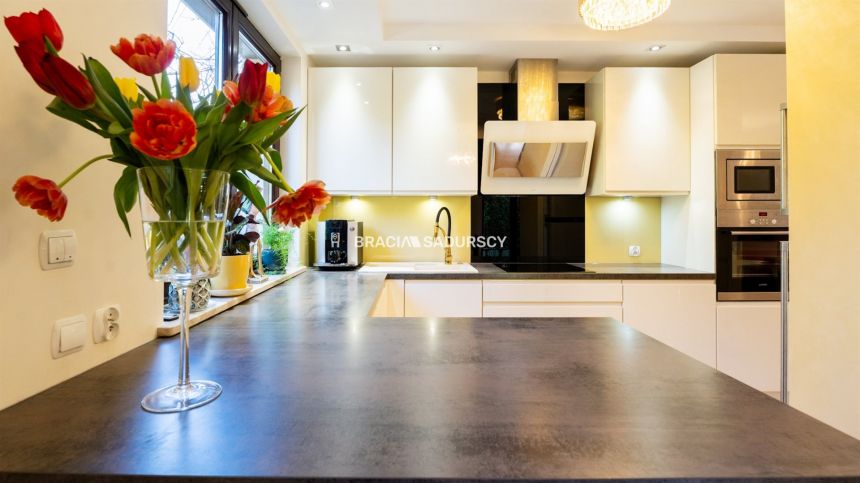 Centrum, Pychowice, zielona okolica, dom 7 pokoi miniaturka 8