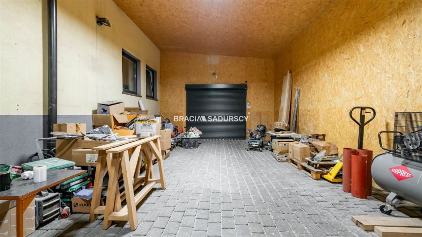 Lokal użytkowy- 340m2, rejon ul. Zakopiańskiej miniaturka 39