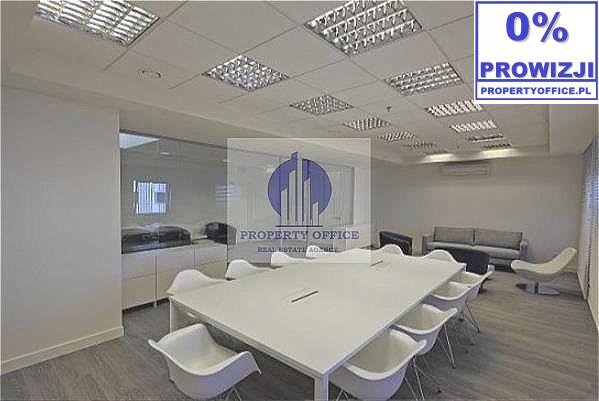 Włochy: biuro/magazyn 935m2 miniaturka 2