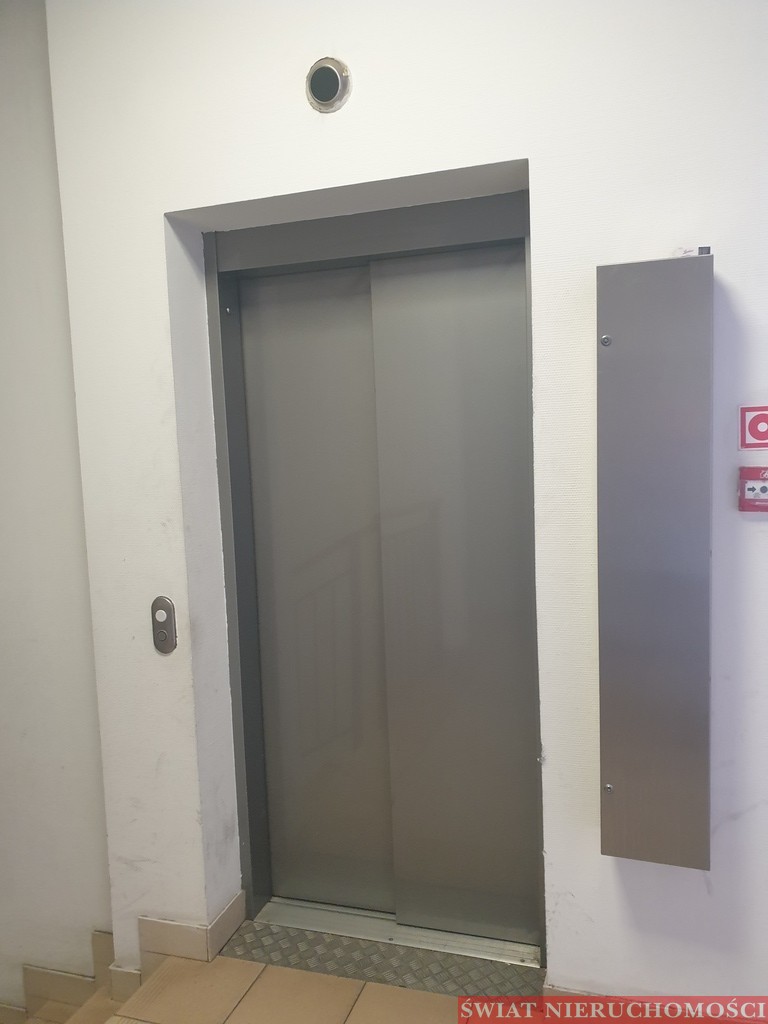 ZWYCIĘSKA - LOKAL 151 M2 miniaturka 11