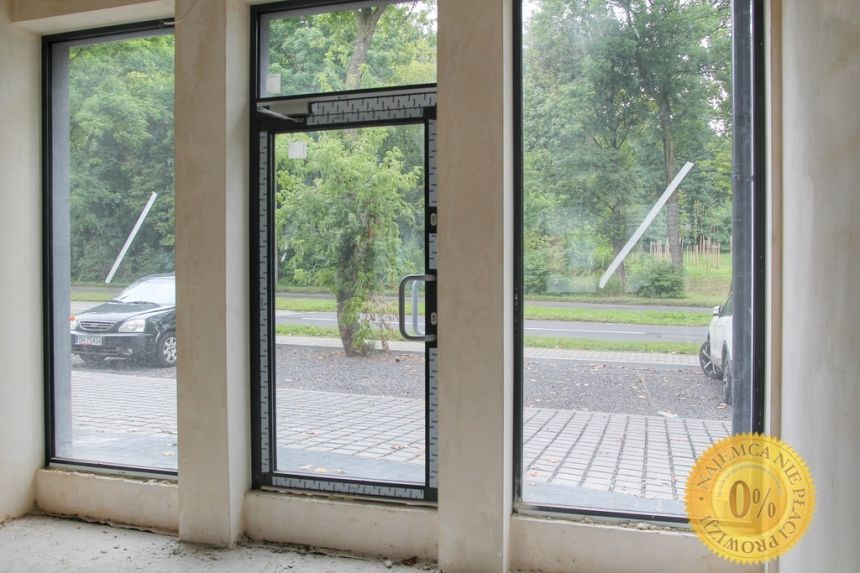 Lokal w nowym pasażu! miniaturka 2