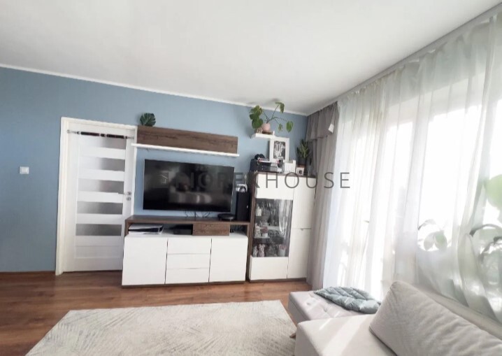 2-pokojowe mieszkanie w Markach miniaturka 3
