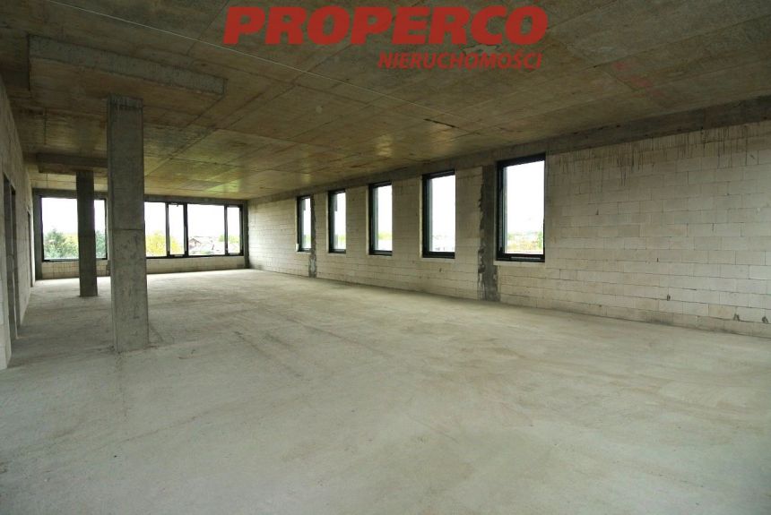 Budynek 758 m2, działka 1118m2, Białołęka Kobiałka miniaturka 4
