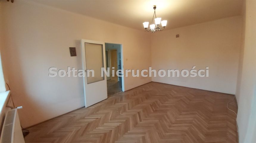 Mieszkanie dwupokojowe z balkonem,  budynek z 1938 miniaturka 3