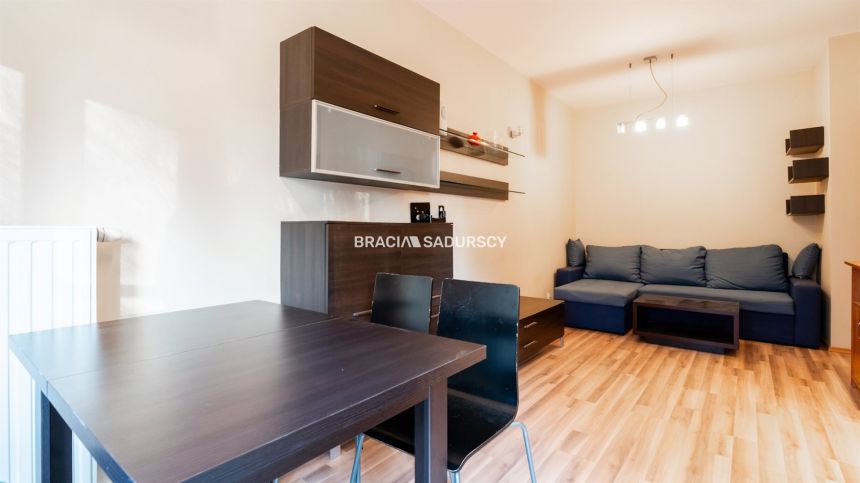 Dębniki, 2 pok., balkon, gotowe do zamieszkania miniaturka 3