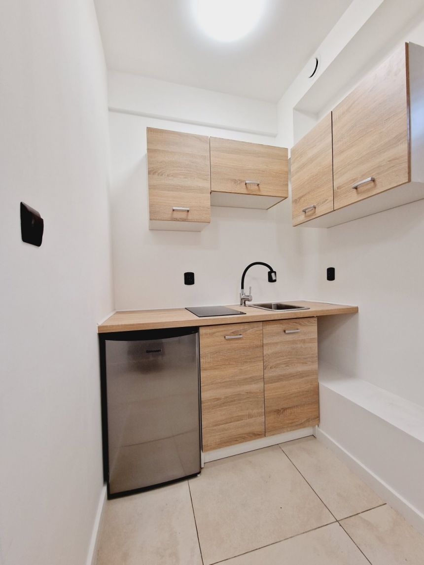STUDIO - 20 M2 - NOWO WYKOŃCZONE - SUTERENA miniaturka 7