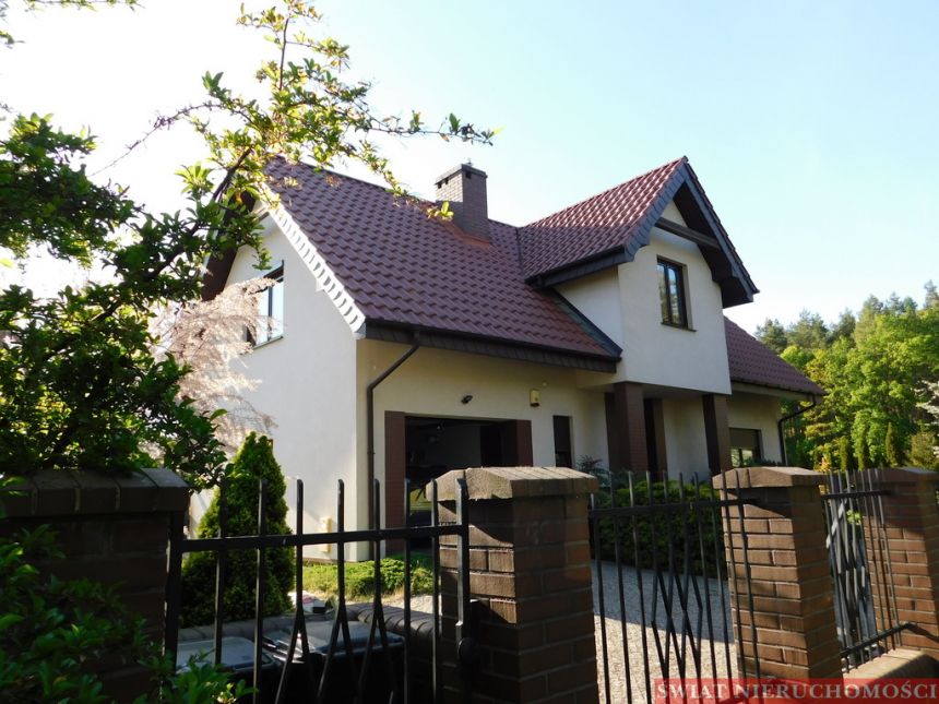 Urokliwy dom wolnostojący w Mrozowie miniaturka 2