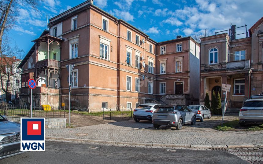 Bolesławiec, 399 000 zł, 84.1 m2, do remontu - zdjęcie 1