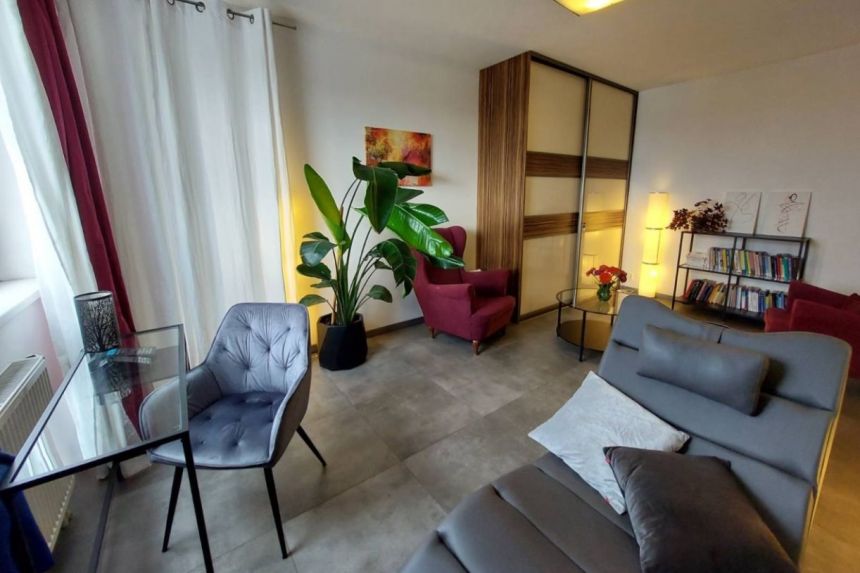 MIESZKANIE NA SPRZEDAŻ-KROWODRZA-49,30M2 - zdjęcie 1