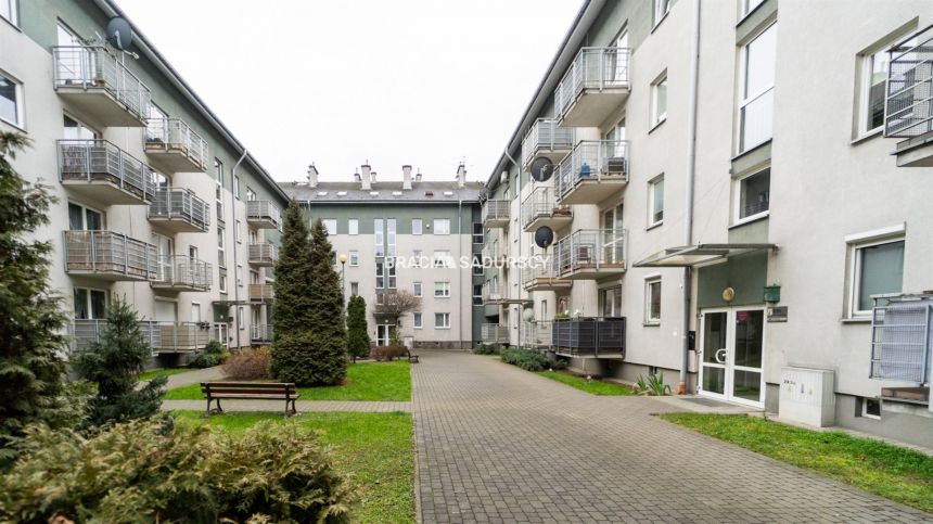 GUSTOWNE, ZADBANE, 4-POKOJOWE, DWUPOZIOMOWE miniaturka 17