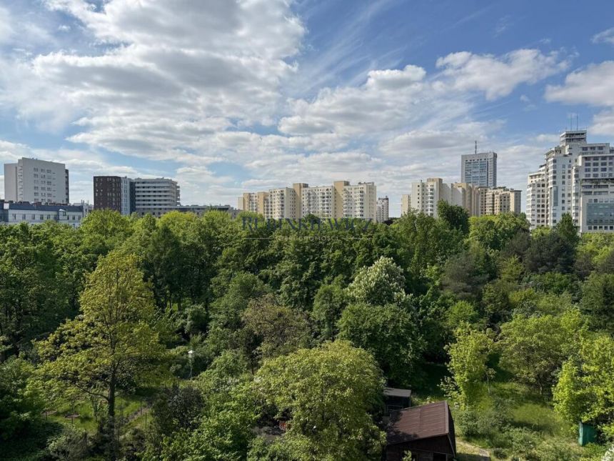 Komfortowe studio przy metrze ul. Słomińskiego - zdjęcie 1