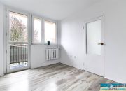 Na sprzedaż jasne, 3 pokojowe mieszkanie | Balkon miniaturka 4