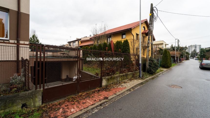 Grzegorzki 75m2 + garaż + ogródek + 38m2 piwnica miniaturka 34