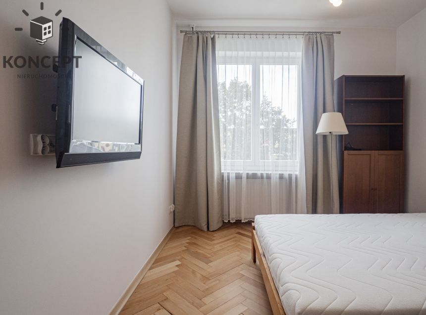 2 pok. | Balkon | Dworzec | po remoncie miniaturka 5