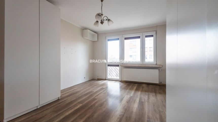 Dąbie, blisko tramwaj, 2 pokoje, balkon miniaturka 4
