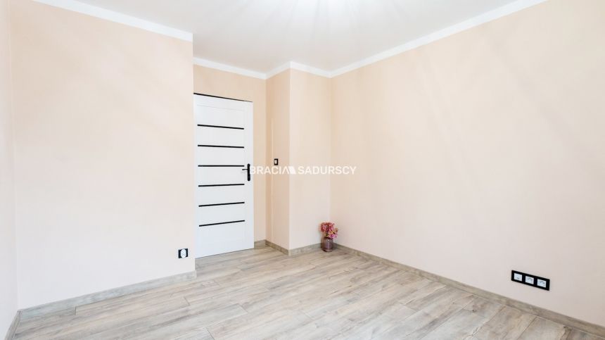 Świetna Lokalizacja,Mieszkanie po Remoncie Skawina miniaturka 13