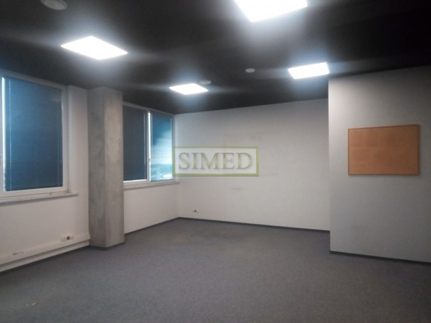 Biuro29 m 2 ,pokój,dostęp 24h , ochrona,parking miniaturka 2