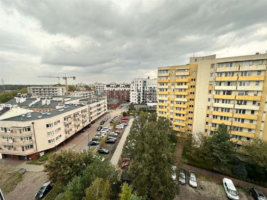 Metro 3 pokoje rozkładowe, widna kuchnia, miniaturka 2