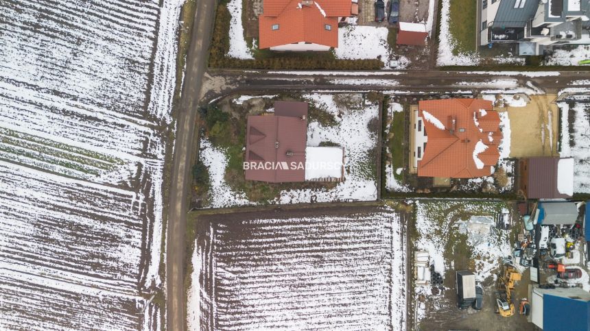 Dom wolnostojący w Zielonkach, duża działka miniaturka 2