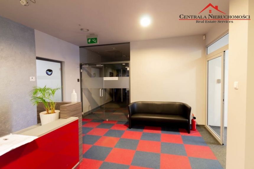 Lokal typu open space, 90 m2, nowoczesny,parking - zdjęcie 1