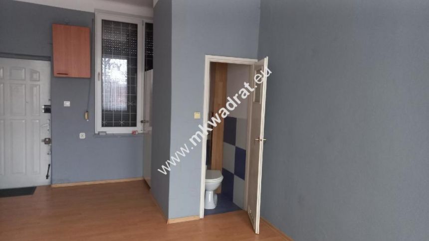 Lokal 24 m2 ścisłe centrum Grodziska Maz OKAZJA! miniaturka 2