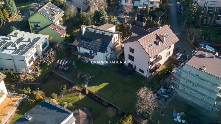 Duży dom z garażem. Wieliczka. Na wyłączność. miniaturka 26