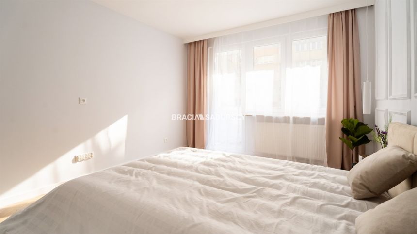 Os. Albertyńskie 3 pokoje, balkon miniaturka 15