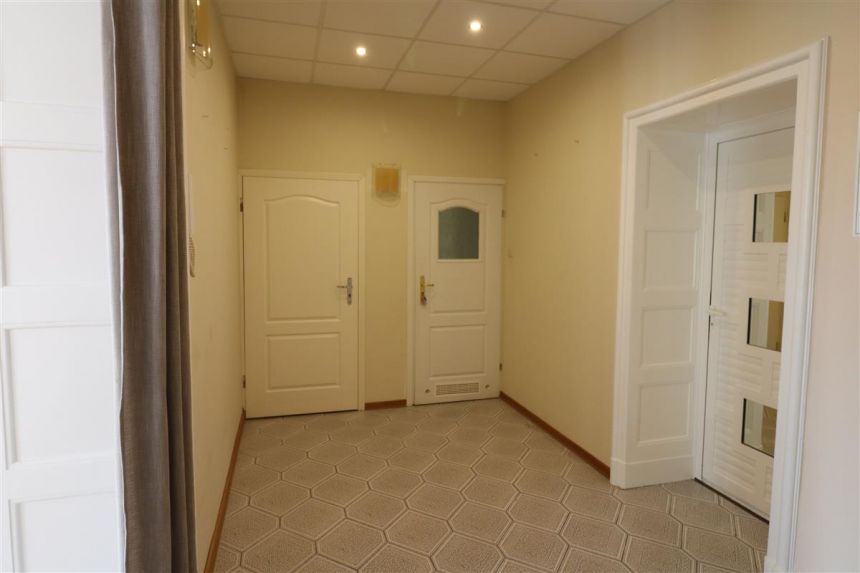Pokój biurowy w samym sercu Gdyni 30m2 - 1600zł miniaturka 14