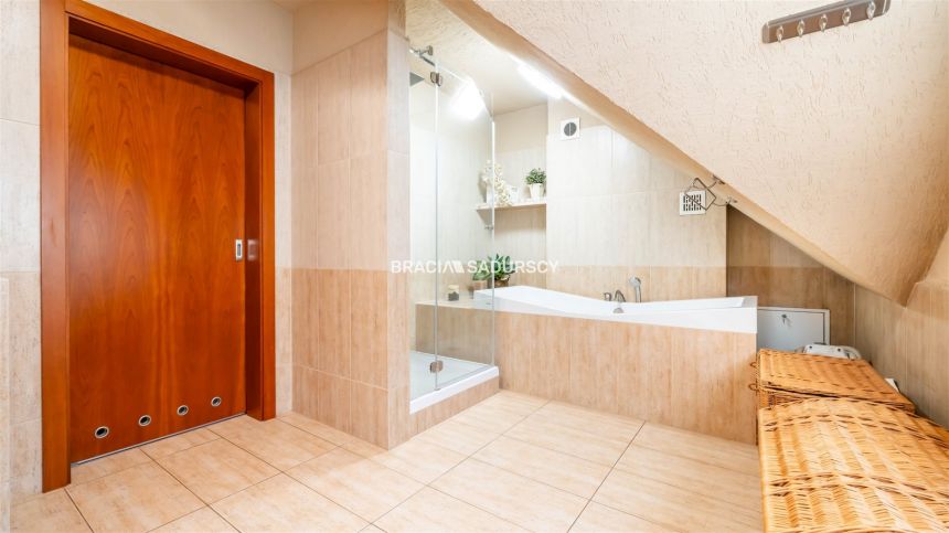 Dom w Węgrzcach Wielkich, 200m2! miniaturka 26
