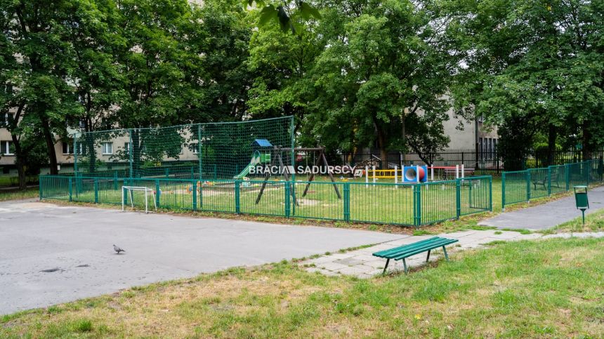 ustawne 4-pok mieszkanie -ul. Krowoderskich Zuchów miniaturka 18
