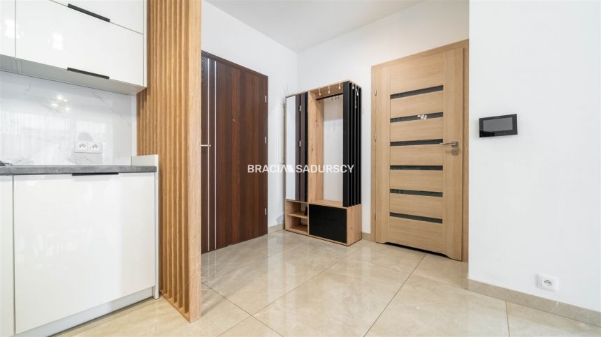 Gotowy do wejścia apartament 40m2 z parkingiem! miniaturka 22