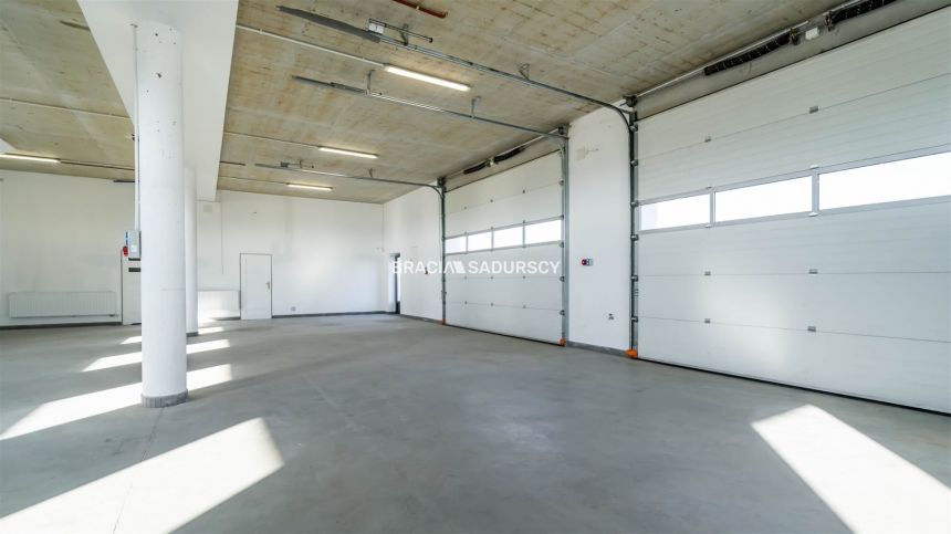 Hala magazynowa 260m2, Targowisko! - zdjęcie 1