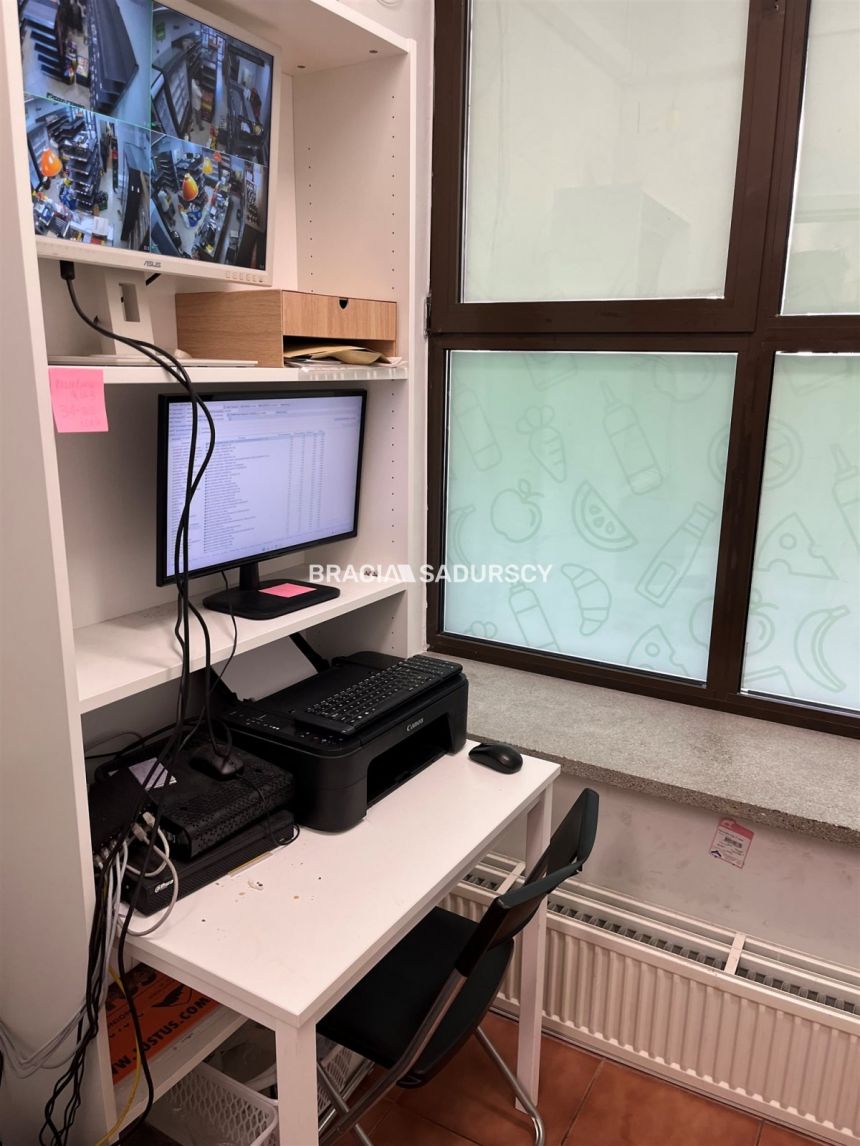 Do wynajęcia lokal handlowo-usługowy – 63 m² miniaturka 8