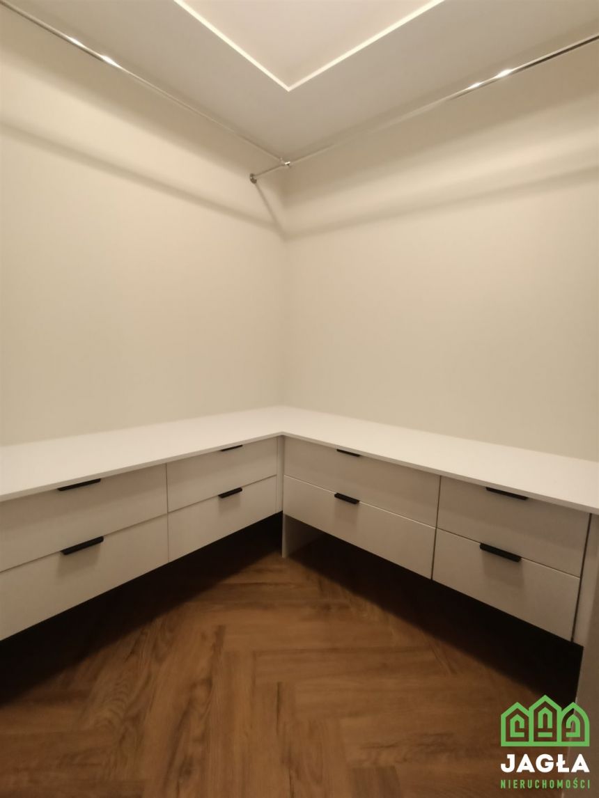 Komfortowy apartament!  Pięknie wykończony. miniaturka 18