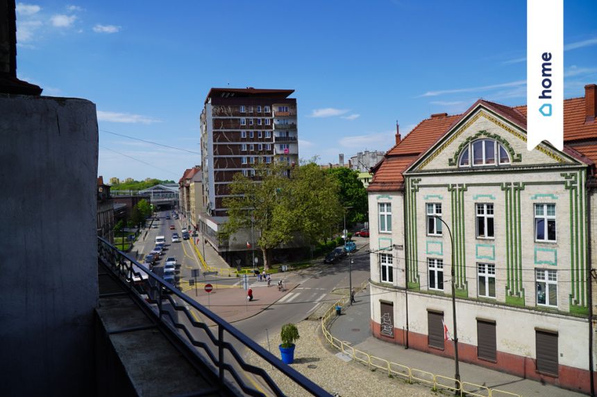 Przestronne mieszkanie w centrum Bytomia K.Miarki - zdjęcie 1
