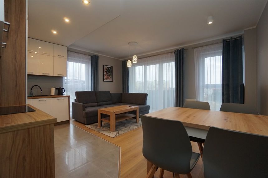Apartament z garażem w wysokim standardzie miniaturka 3
