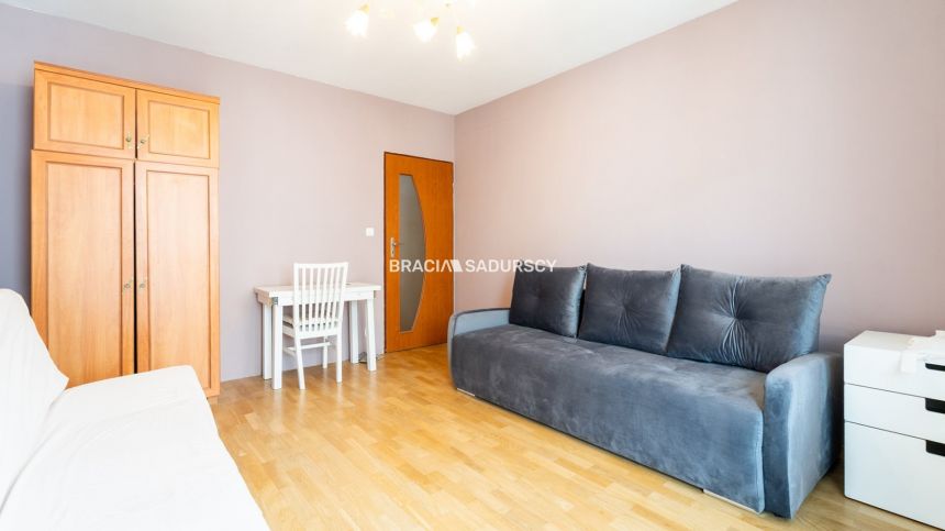 1pok ok 34m2 Kraków  Rżąska miniaturka 2